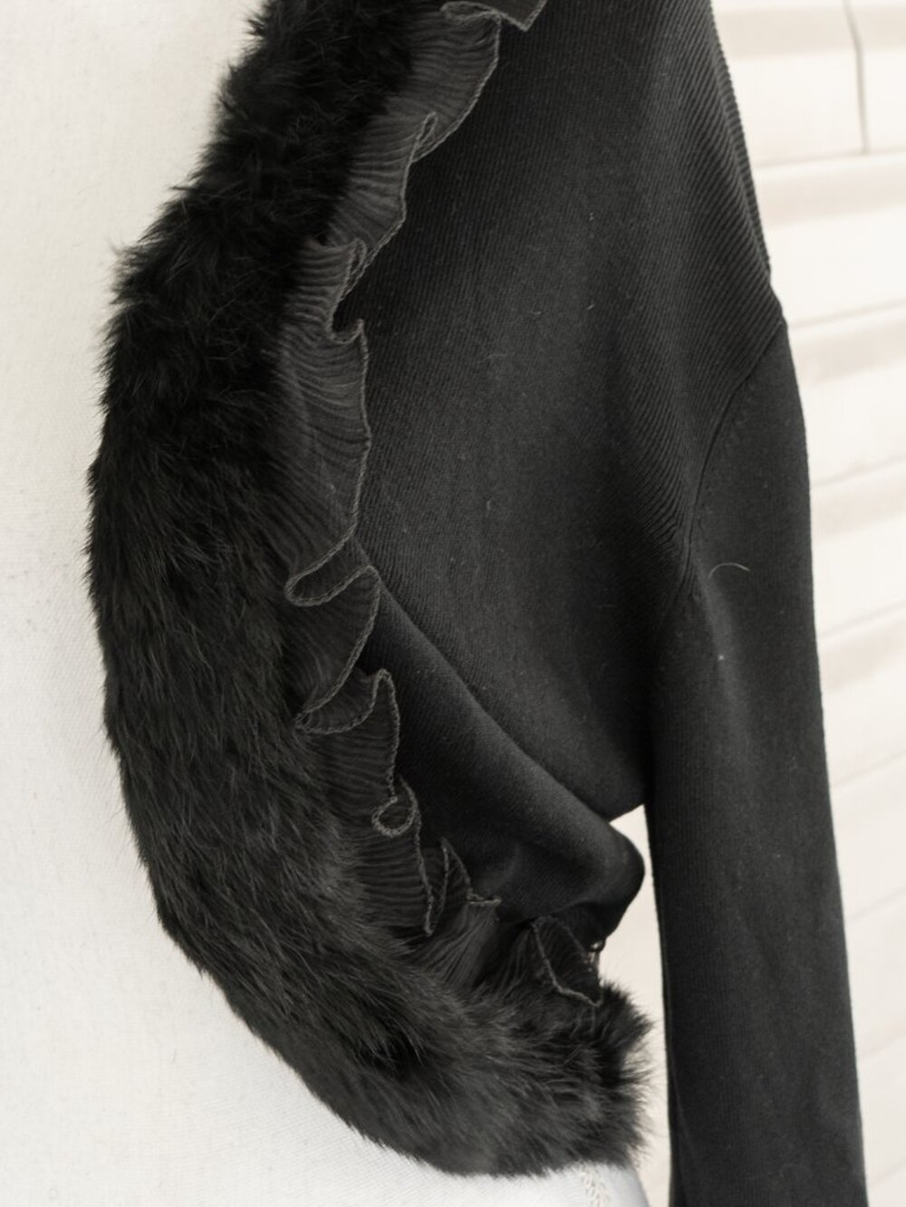 Vintage Y2k Cardigan Black Silk Blend Ruffle Fur Detail Cropped Half Sleeve Knit - Picture 6 of 9